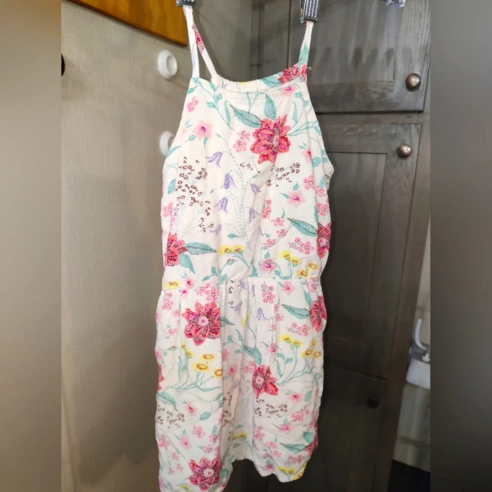***Old Navy Girls Size 5 Summer Floral Dress - Picture 2 of 5